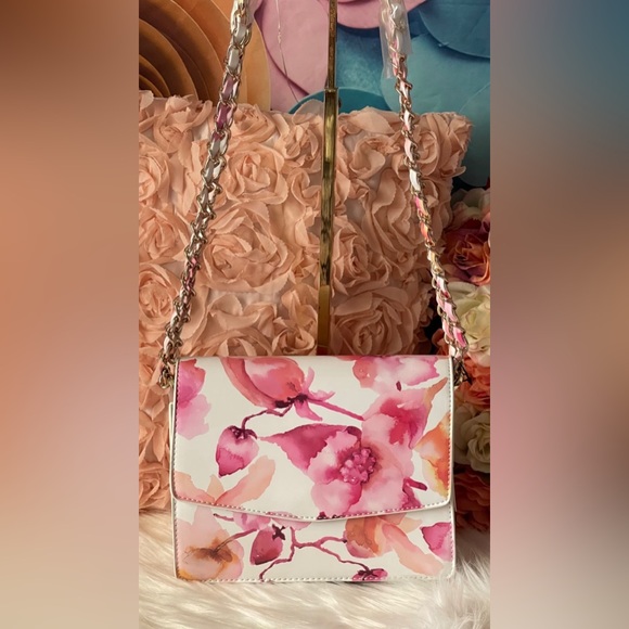 NWT JUSTFAB Make it Pop Pink Floral Spring Crossbody Bag Sz S - Picture 3 of 10